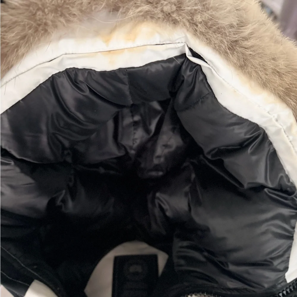 Men’s. Canada Goose - Black Label. White fur hooded parka - Picture 10 of 11
